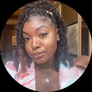 Meet your Posher, Ila
